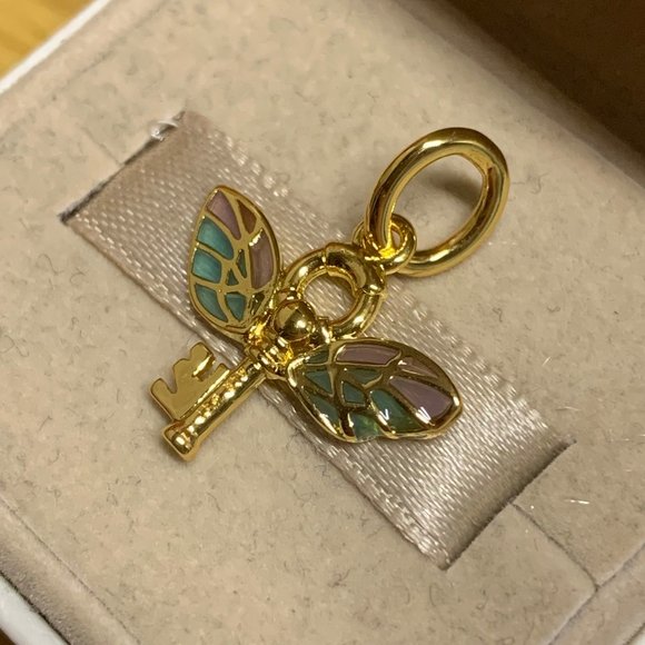 Pandora Harry Potter, Winged Key Pendant for Necklace,for Bracelet - Picture 5 of 6